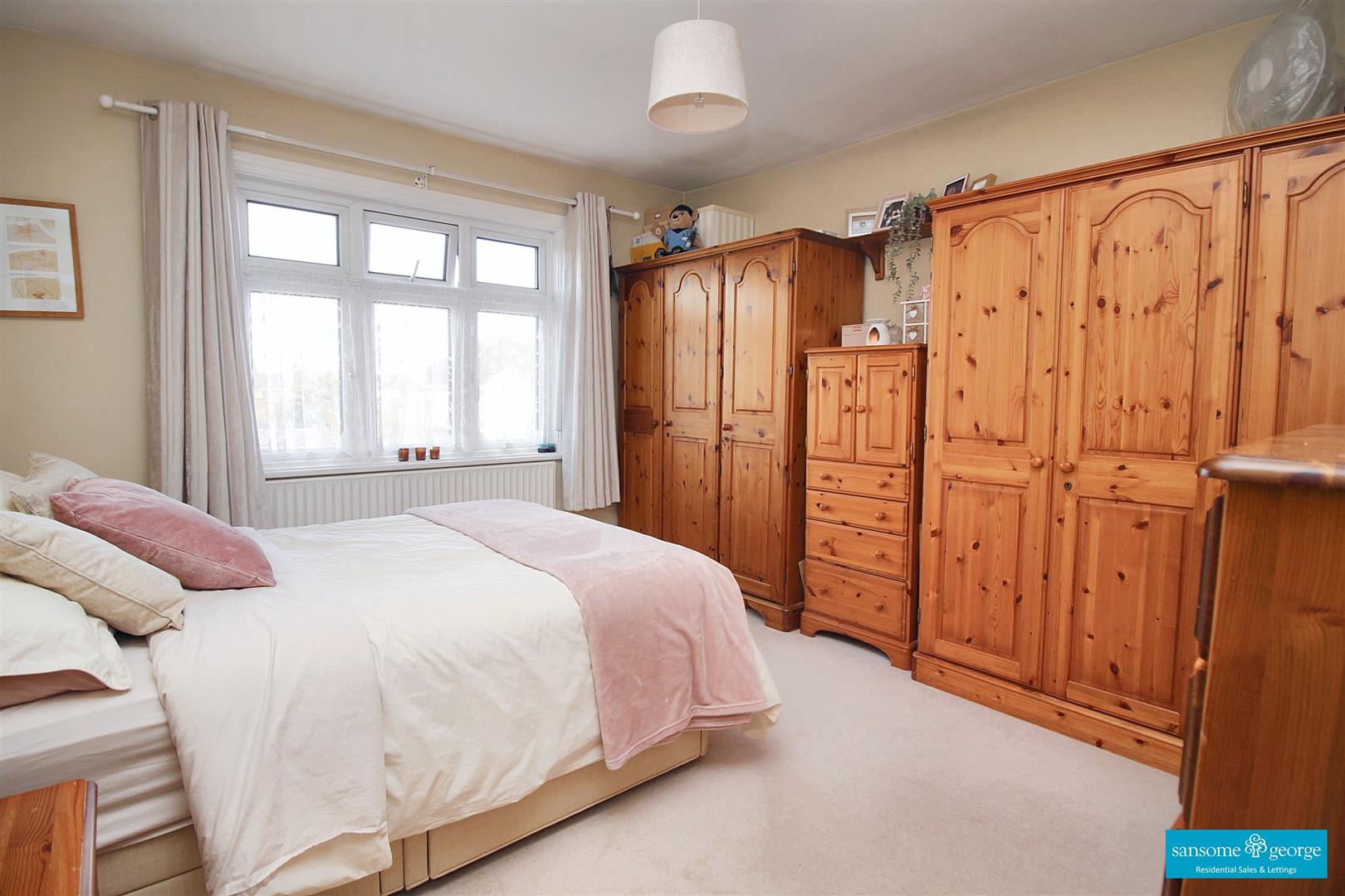 Wendover Way, Tilehurst, Reading